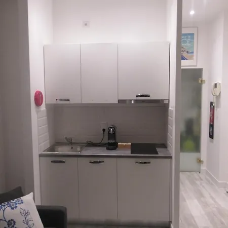 Apartment Le Ptit Nicois Sur Le Port *